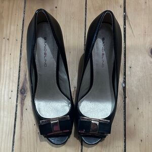 Bandolino Black Peep Toe Heels with Bow and Gold Accent